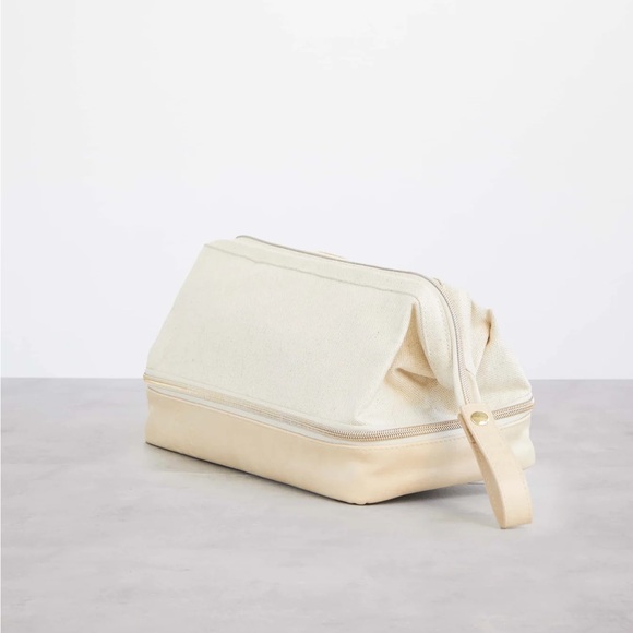 The Dopp Kit in Beige - Picture 4 of 5